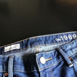 GAP Jeans…NEW 30R